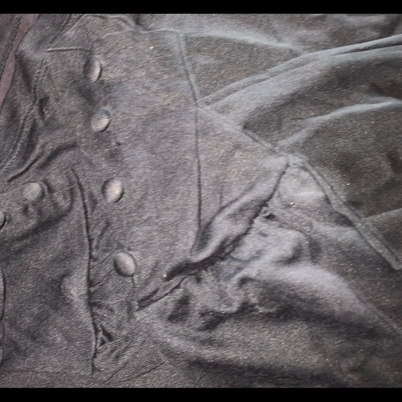 Cute top - Picture 3 of 3